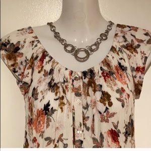 🌹Cute Floral Crop Top for Spring!! Size Small